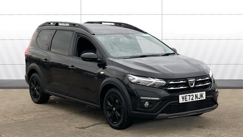 Black Used 2022 Dacia Jogger Extreme MPV | £12,844 (Fair price) - Image 1/3