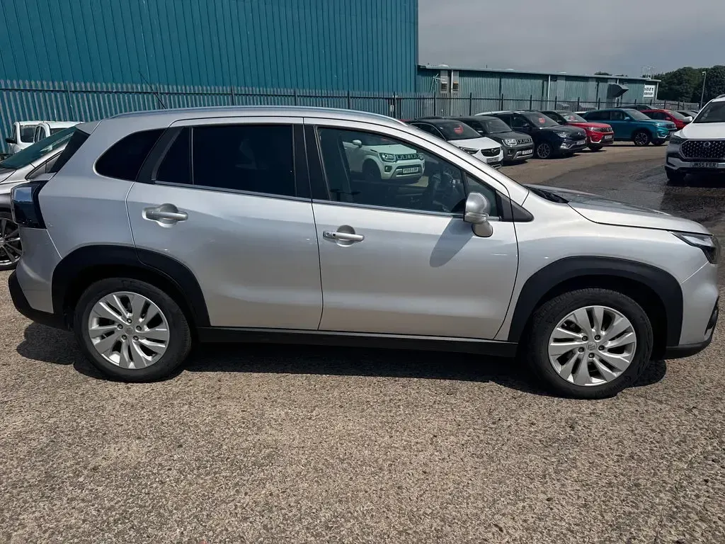 Used Suzuki SX4 S-Cross 129 HP (94 kW) 2025 Silver SUV