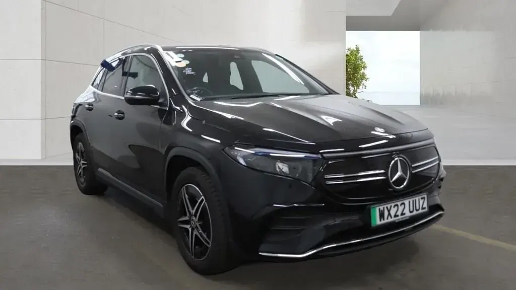 Begagnad Mercedes EQA250 AMG line 139 kW (190 HK) 2022 SUV