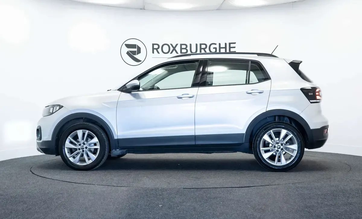Begagnad VW T-Cross SE 110 HK (80 kW) 2021 Silver SUV