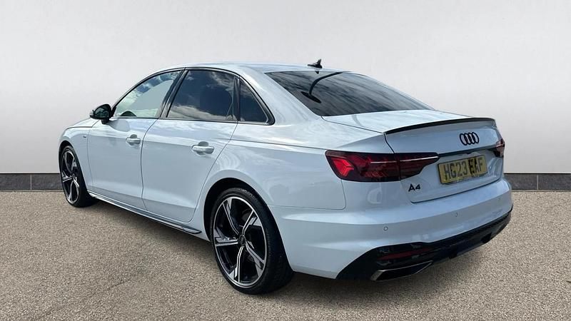 Used Audi A4 Black Edition 150 HP (110 kW) 2023 White Sedan