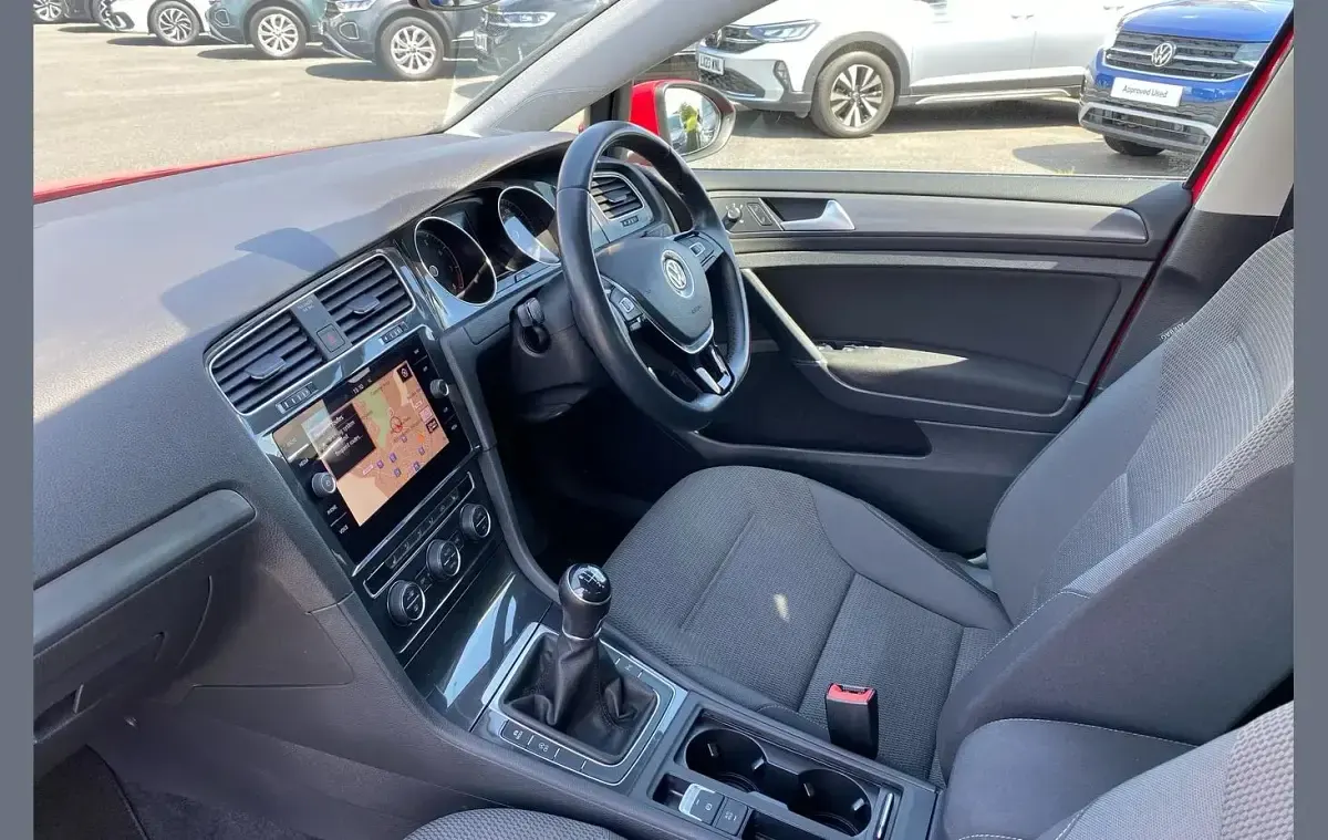 Used VW Golf VIII Edition 130 HP (95 kW) 2020 Red Hatchback