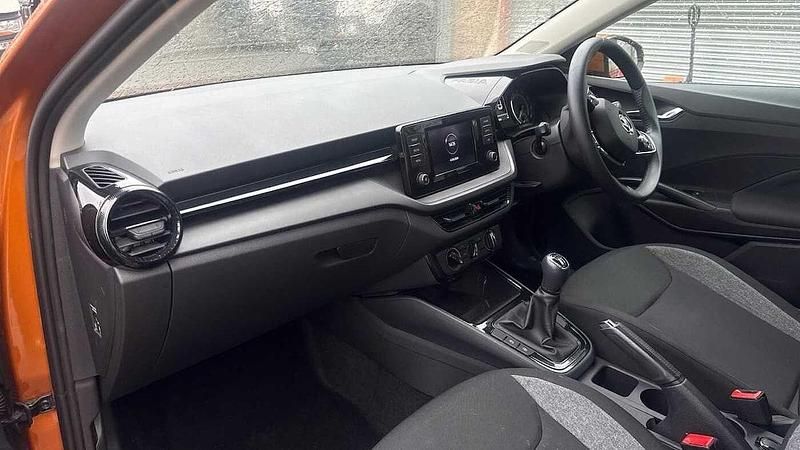 Used Skoda Fabia Comfort 80 HP (58 kW) 2023 Orange Hatchback