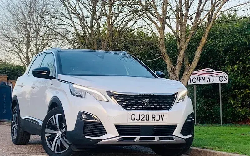 Used Peugeot 3008 GT-line 131 HP (96 kW) 2020 White SUV