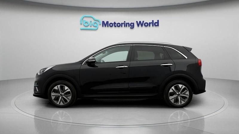 Used Kia e-Niro 147 kW (201 HP) 2022 Black SUV
