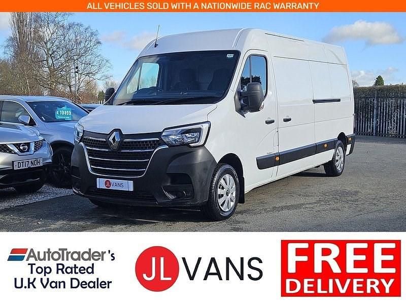 White Used 2023 Renault Master Business Van | £15,925 (Fair price) - Image 1/3