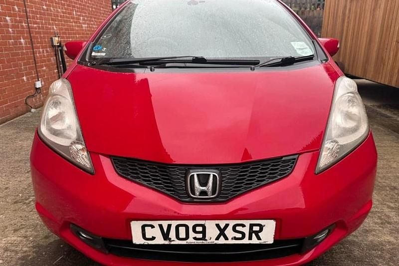 Used Honda Jazz EX 100 HP (73 kW) 2009 Red Hatchback
