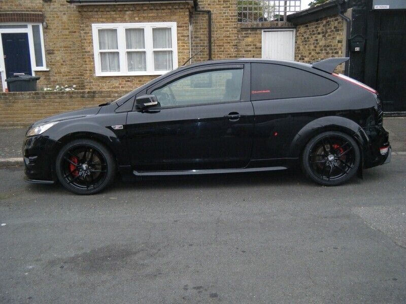 Black Used 2010 Ford Focus ST Hatchback | £7,999 (Expensive) - Image 1/4