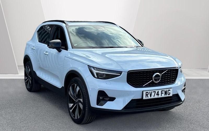 Used Volvo XC40 Ultra 197 HP (144 kW) 2025 SUV