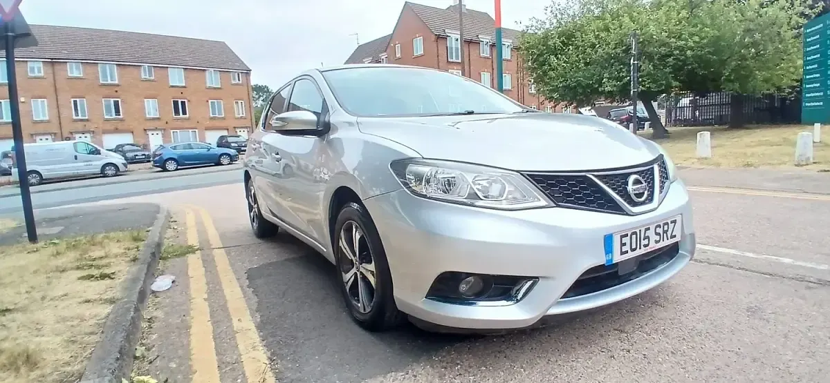 Used Nissan Pulsar Acenta 115 HP (84 kW) 2015 Silver Hatchback