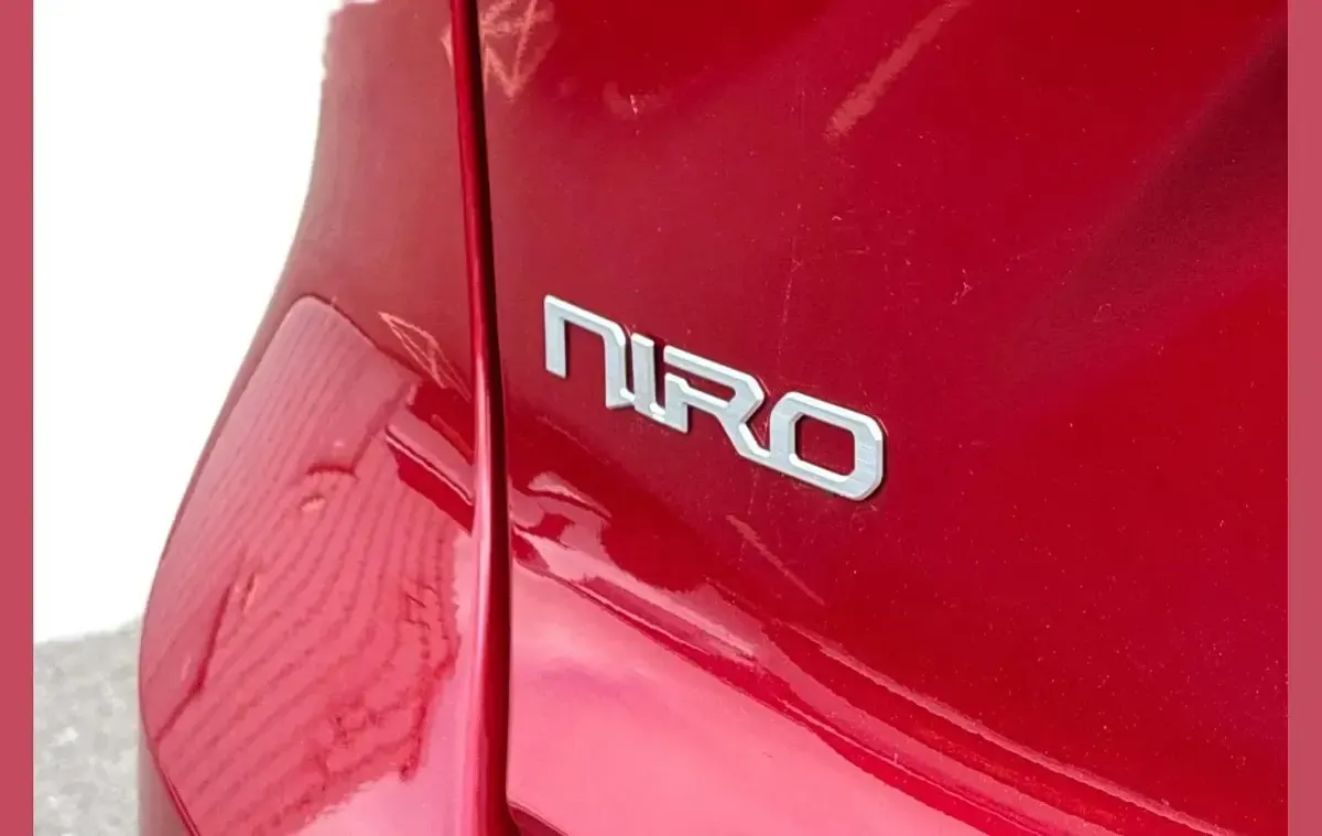 Used Kia e-Niro 150 kW (204 HP) 2024 Red SUV