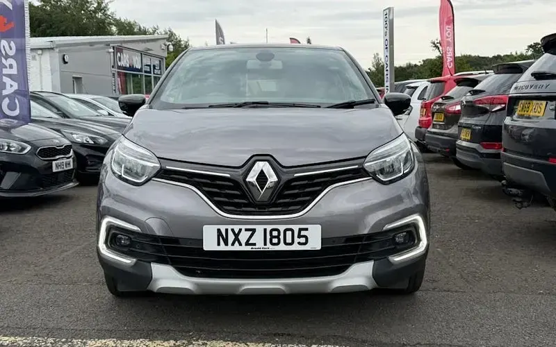 Used Renault Captur GT-Line 90 HP (66 kW) 2019 Grey SUV