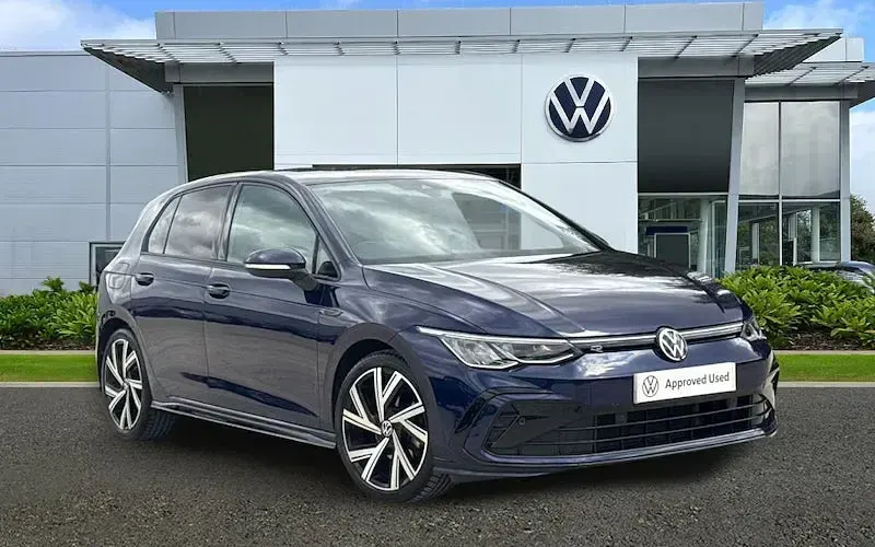 Used VW Golf VIII R-line 150 HP (110 kW) 2024 Hatchback