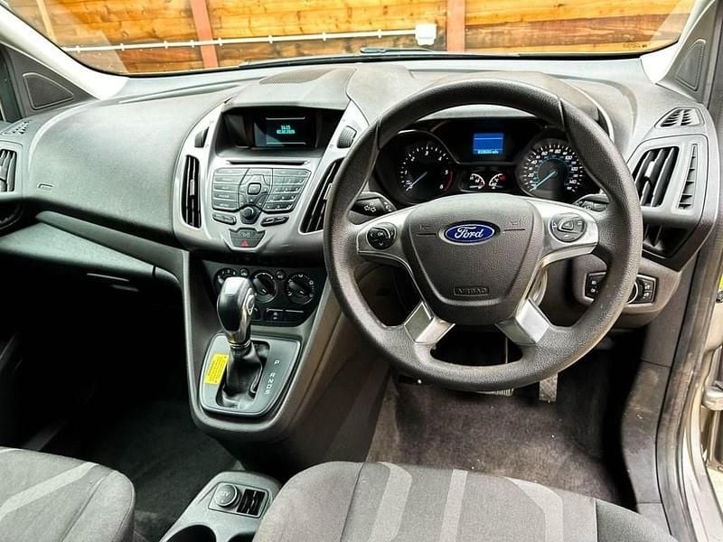 Used Ford Tourneo Connect Zetec 2016 Silver MPV