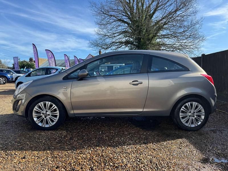 Used Vauxhall Corsa 90 HP (66 kW) 2012 Brown Hatchback