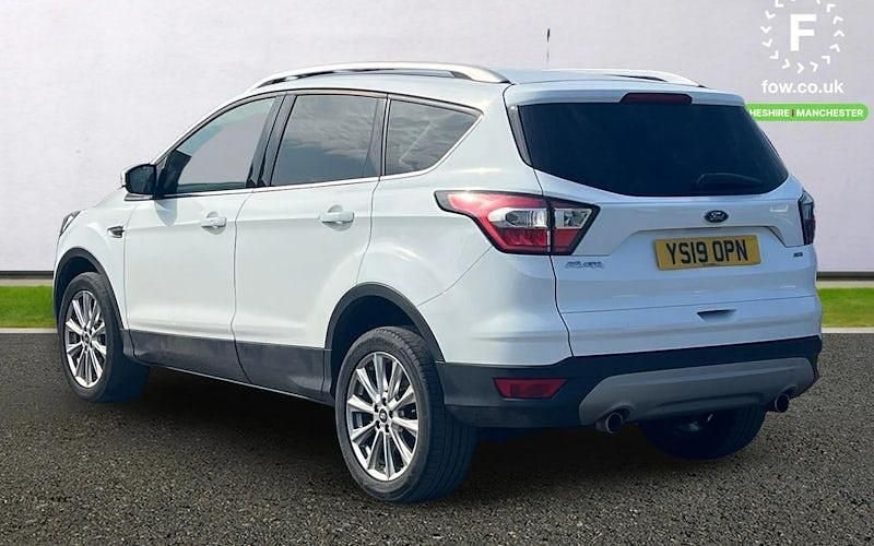 Second-hand Ford Kuga Titanium 182 CP (133 kW) 2019 Alb SUV