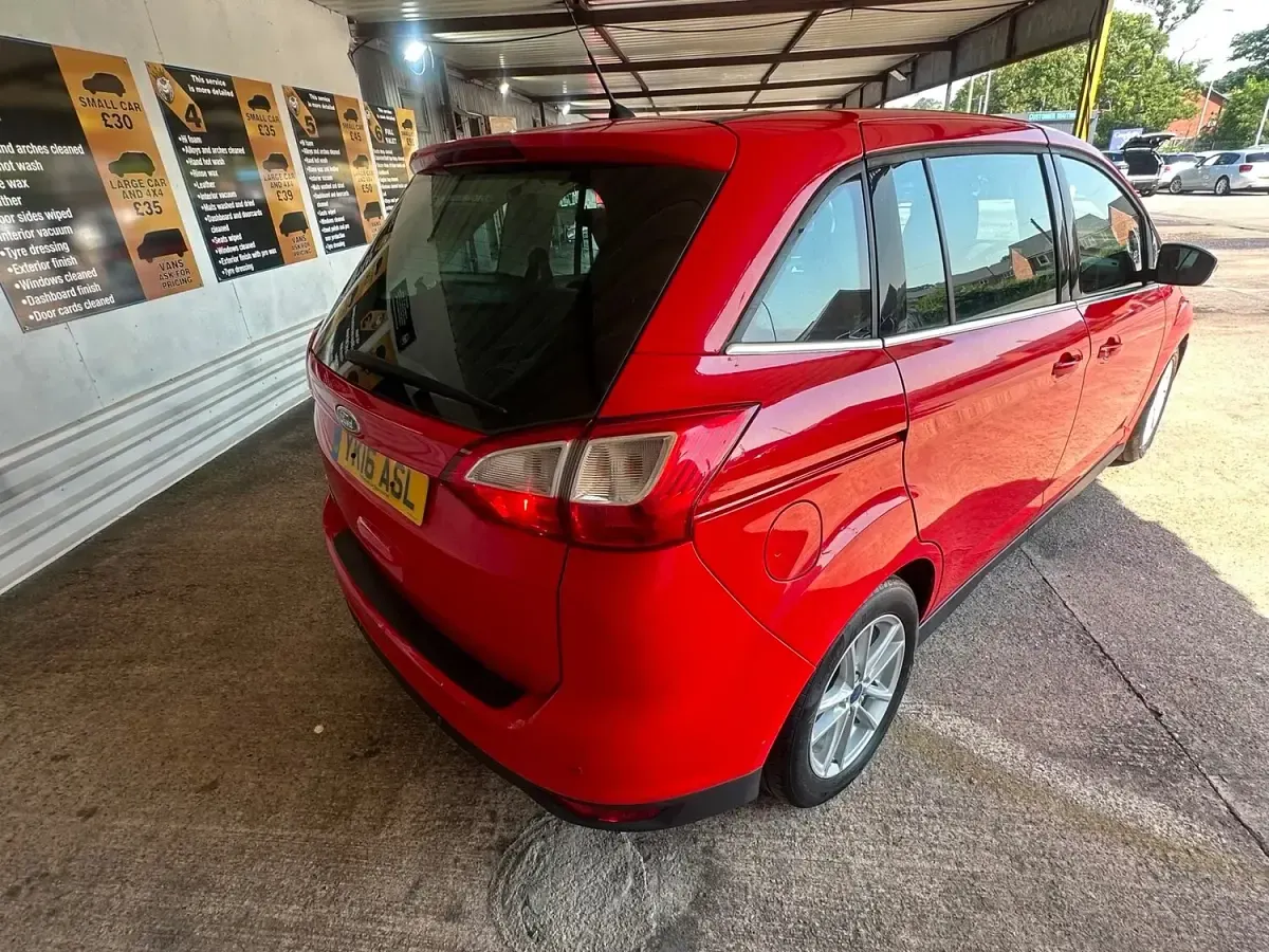 Used Ford Grand C-Max Zetec 2016 Red MPV
