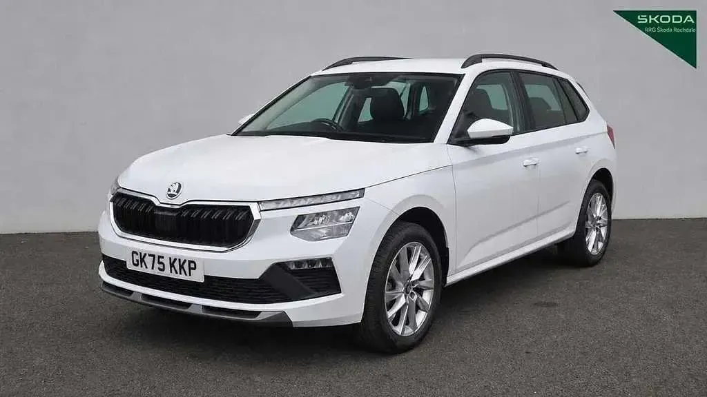 Used Skoda Kamiq SE 113 HP (83 kW) 2025 Moon white metallic SUV