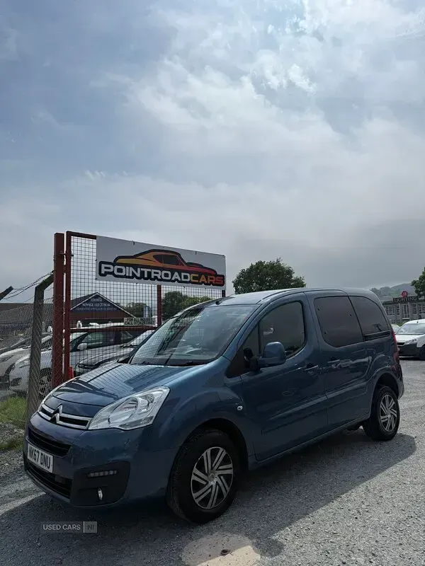 Used Citroën e-Berlingo Feel 100 HP (73 kW) 2017 Blue MPV