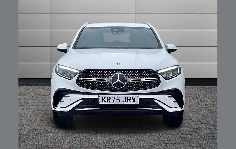Used Mercedes GLC300e AMG line 308 HP (226 kW) 2025 White SUV
