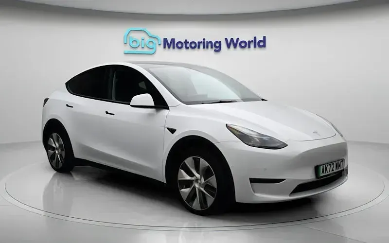 Used Tesla Model Y Long Range AWD 286 kW (389 HP) 2025 SUV