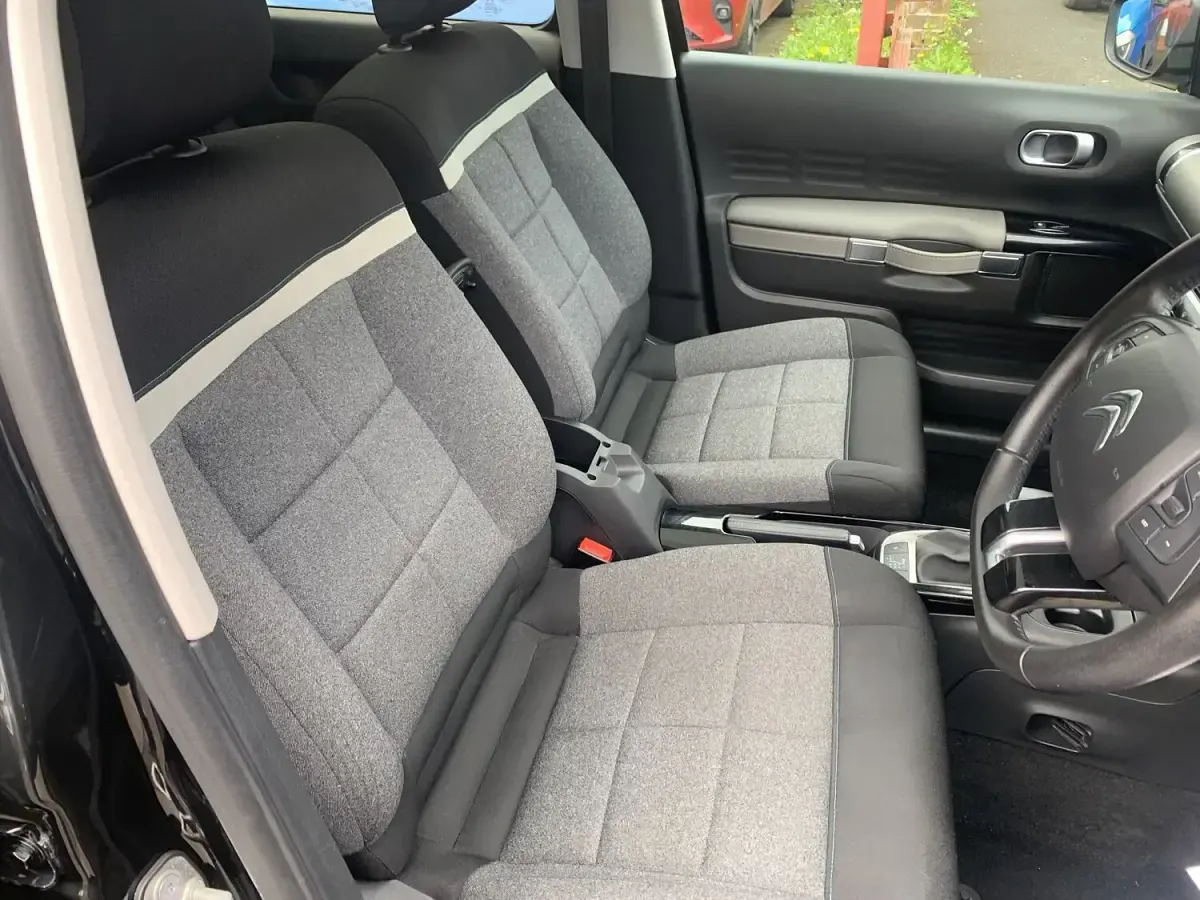 Used Citroën C4 Cactus Flair 2019 Black Hatchback