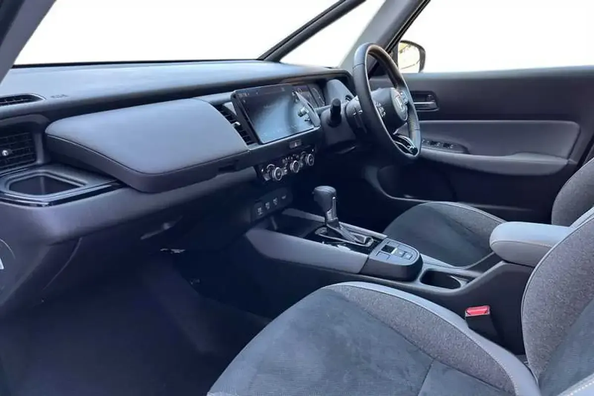 Used Honda Jazz Advance 122 HP (89 kW) 2025 White Hatchback
