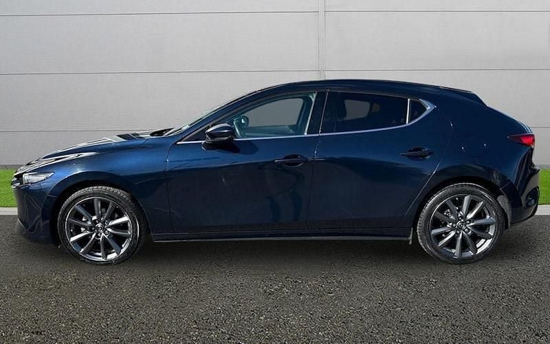 Used Mazda 3 Inclusive 122 HP (89 kW) 2022 Blue Hatchback