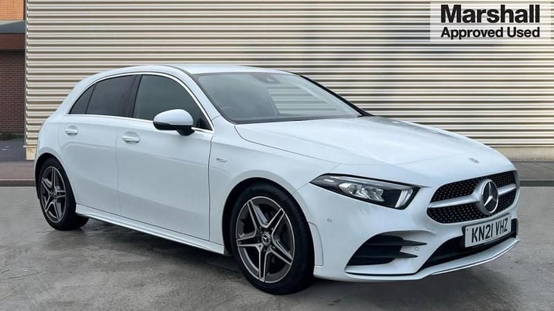 Used Mercedes A200 Executive 163 HP (119 kW) 2021 White