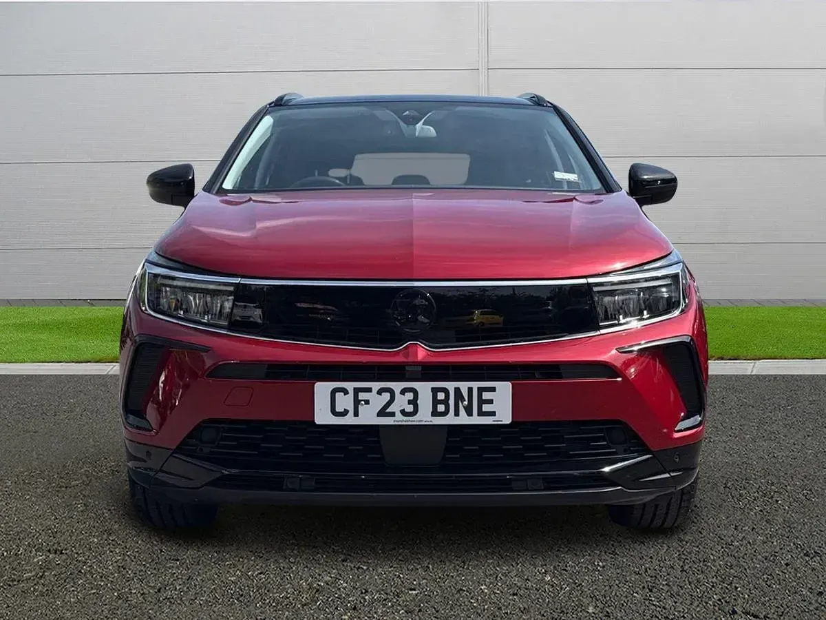 Used Vauxhall Grandland X 131 HP (96 kW) 2023 Red SUV