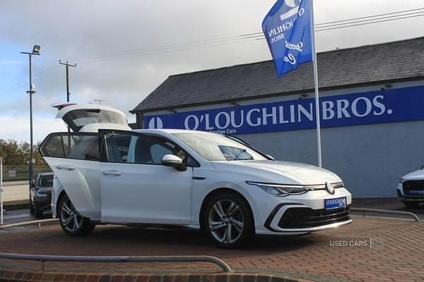Used VW Golf VIII R-line 130 HP (95 kW) 2022 White Hatchback
