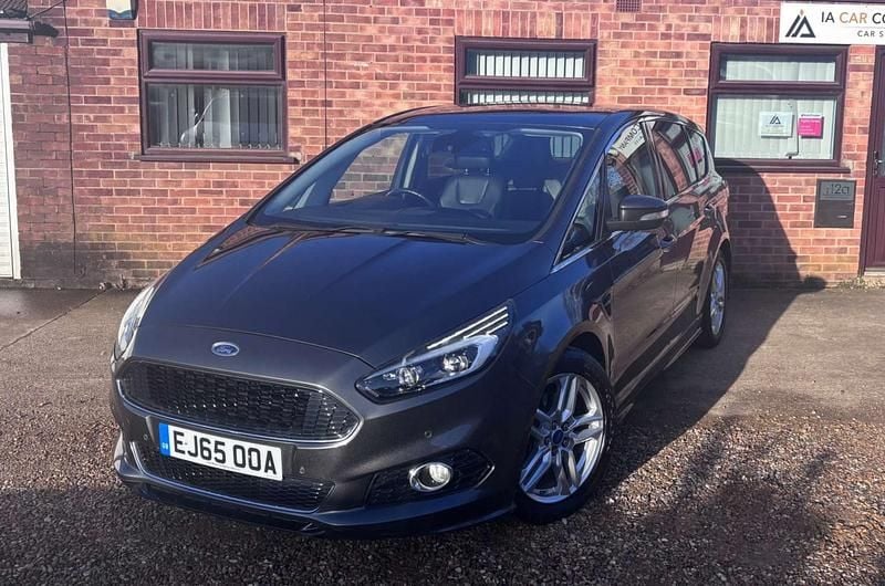 Used Ford S-MAX Sport 2015 Grey MPV