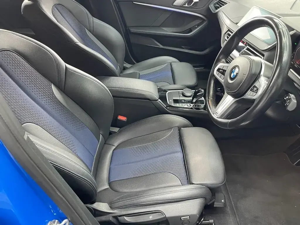 Used BMW 118 M Sport 136 HP (100 kW) 2023 Blue Hatchback