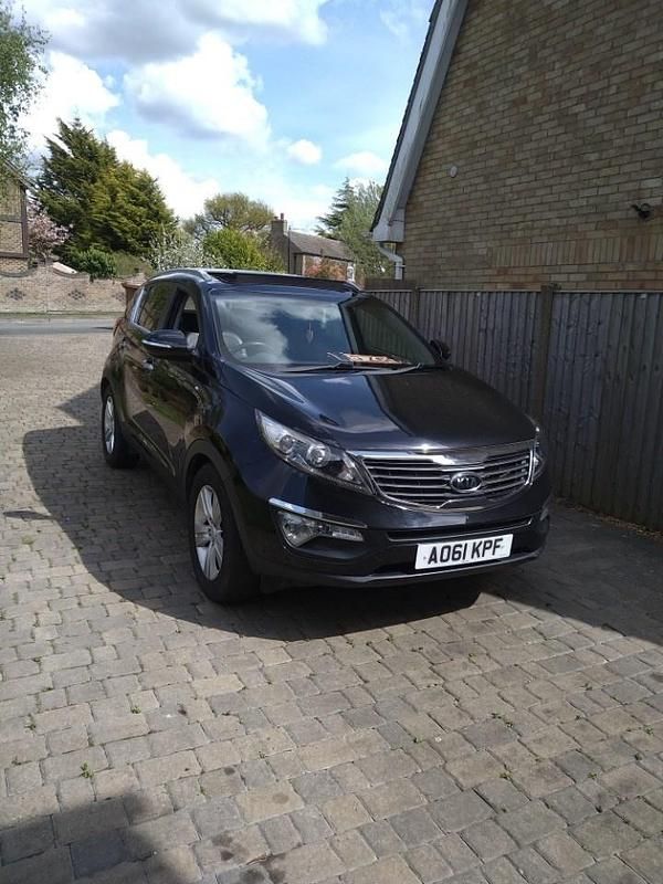 Black Used 2011 Kia Sportage SUV | £6,750 (Fair price) - Image 1/4