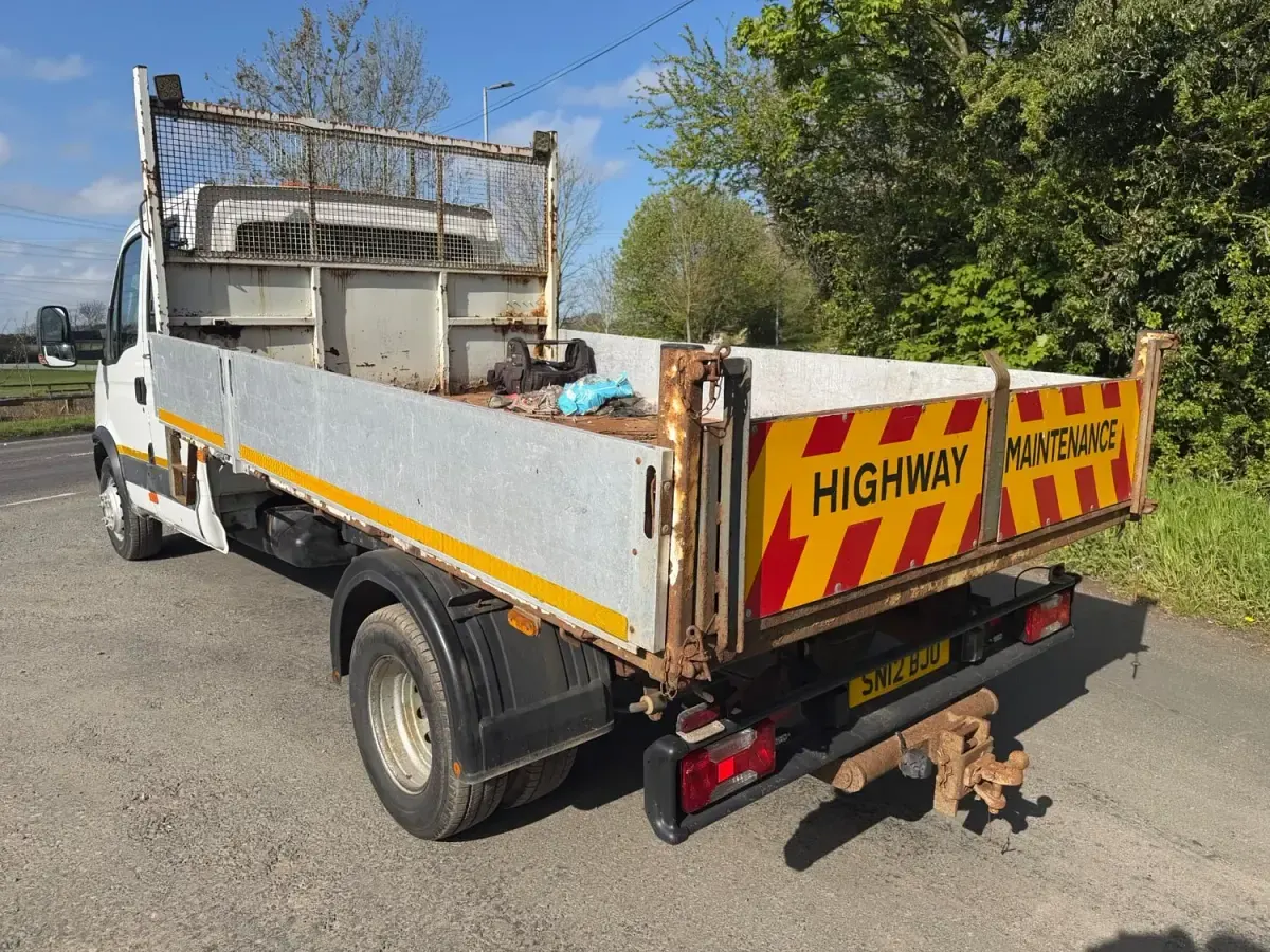 Begagnad Iveco Daily 170 HK (125 kW) 2012 Vit