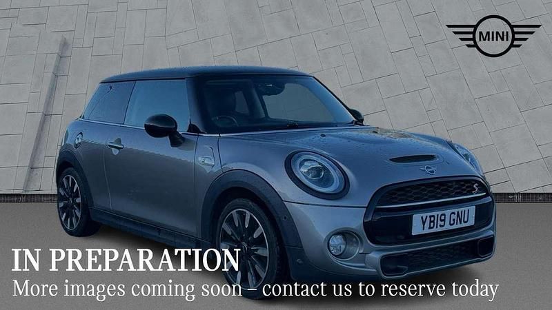 Silver Used 2019 Mini Cooper S Exclusive Hatchback | £17,795 (Fair price) - Image 1/4