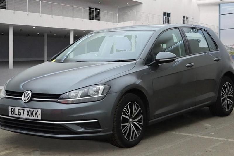 Used VW Golf VII SE 115 HP (84 kW) 2017 Grey Hatchback