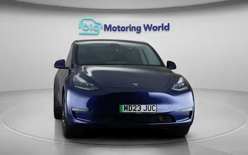 Used Tesla Model Y Long Range AWD 286 kW (389 HP) 2025 SUV