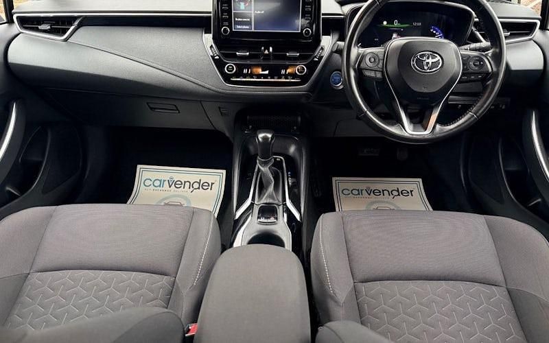 Used Toyota Corolla 122 HP (89 kW) 2022 Hatchback