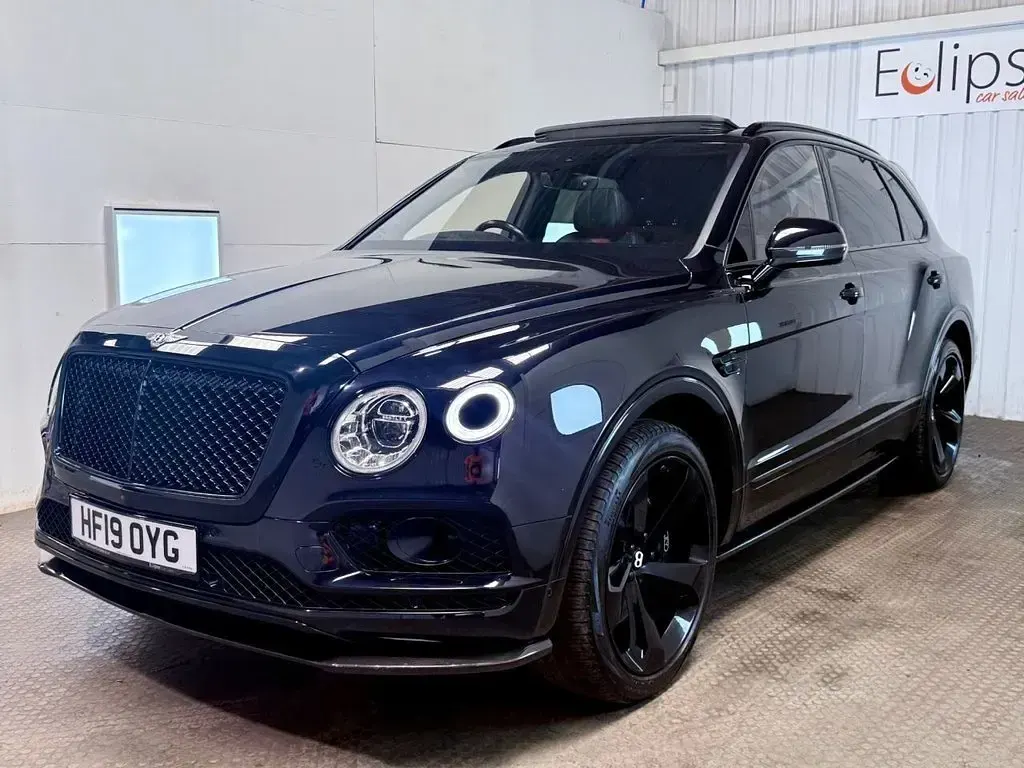 Used Bentley Bentayga 550 HP (404 kW) 2019 Black SUV