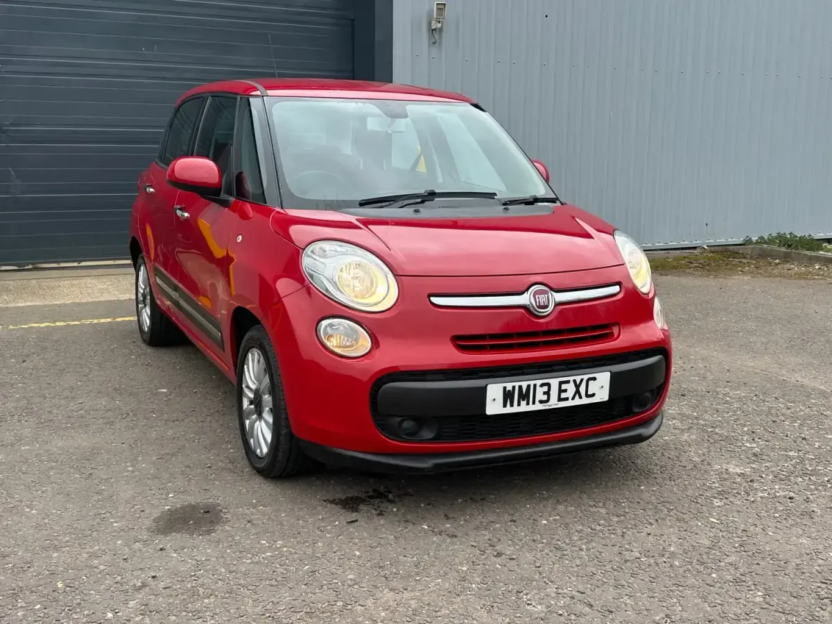 Gebraucht Fiat 500L Pop Star 85 PS (62 kW) 2013 Rot Van / Kleinbus