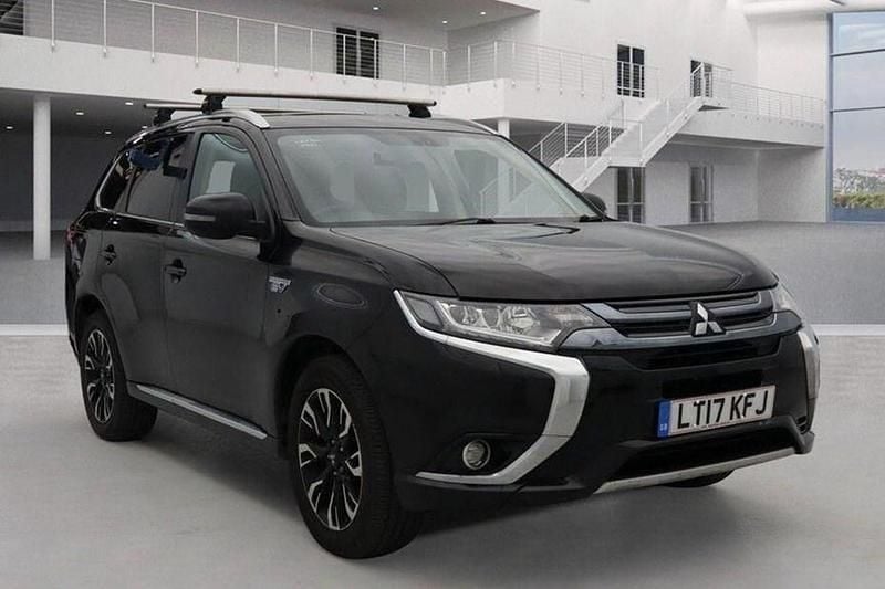 Black Used 2017 Mitsubishi Outlander P-HEV Estate | £9,790 (Fair price) - Image 1/1