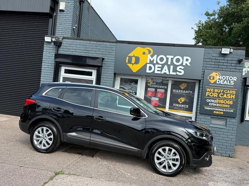 Black Used 2018 Renault Kadjar Dynamique SUV | £7,895 (Good price) - Image 1/4
