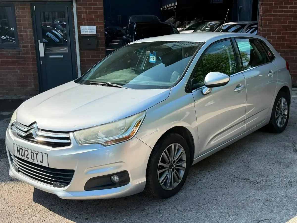 Used Citroën C4 VTR Sport 2012 Silver Hatchback