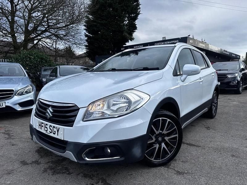 Used Suzuki SX4 SZ-T 118 HP (86 kW) 2015 White Hatchback