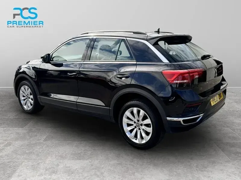 Used VW T-Roc SE 150 HP (110 kW) 2021 Black SUV