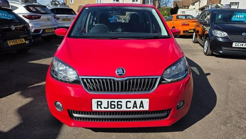 Usado Skoda Citigo SE L 2016 Rojo Utilitario