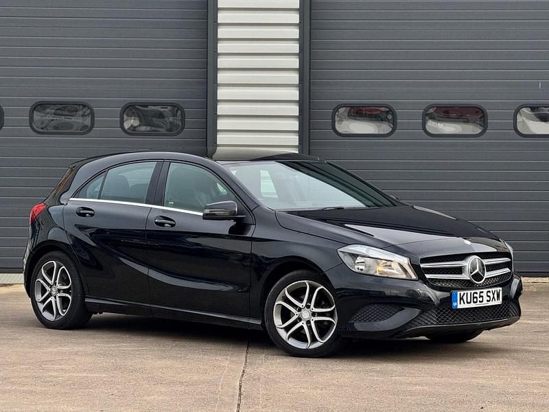 Used Mercedes A180 2015 Black Hatchback
