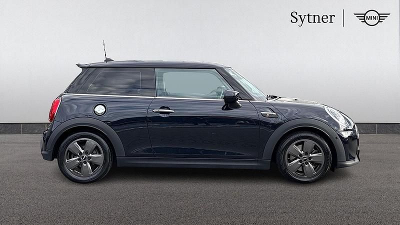Gebraucht Mini Cooper S Classic 176 PS (129 kW) 2022 Schwarz Kleinwagen