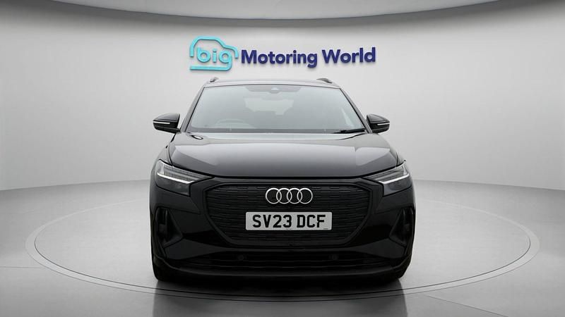 Used Audi Q4 e-tron 150 kW (204 HP) 2022 Black SUV